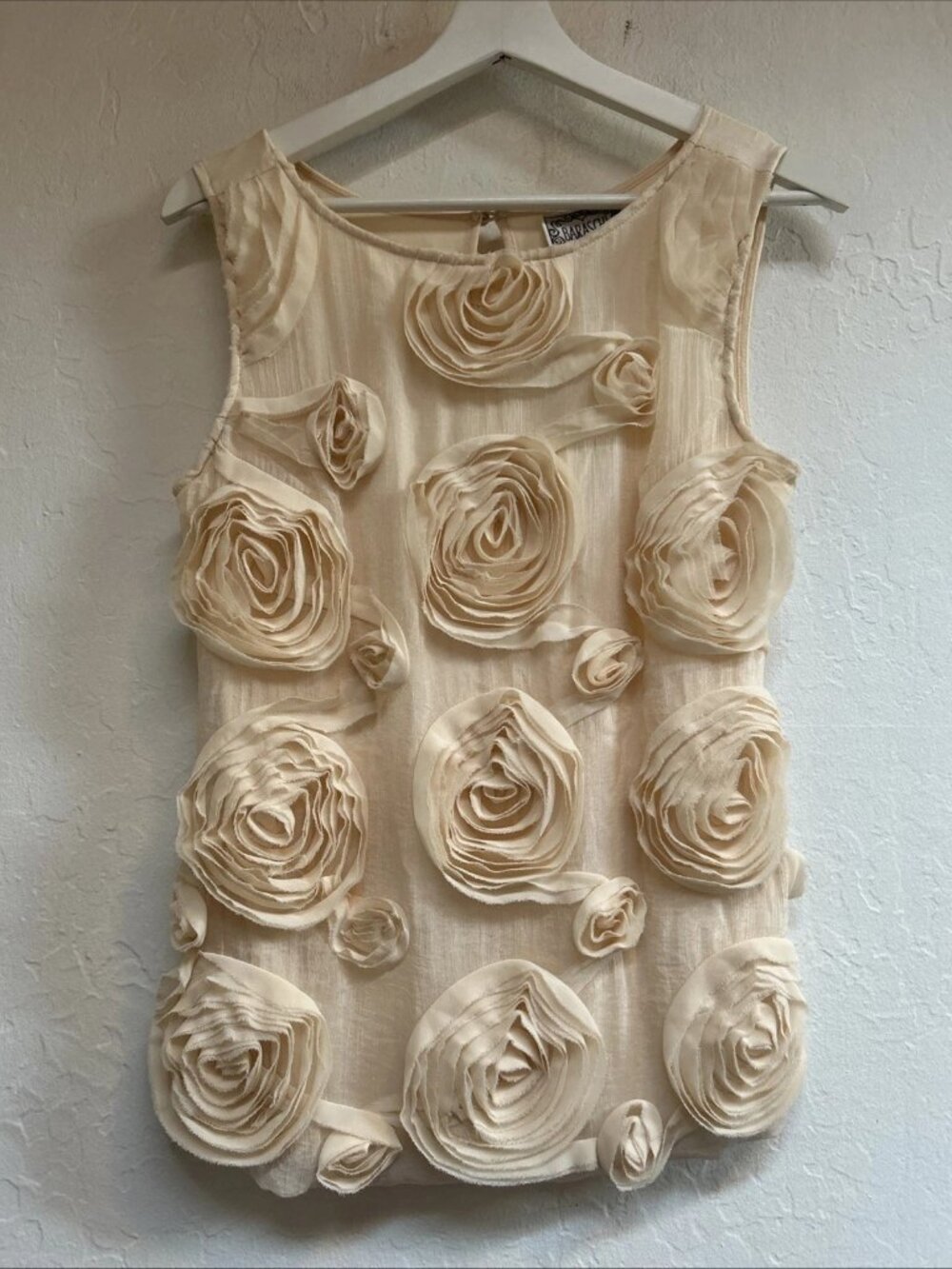 Baraschi Anthropologie Womens Medium Beige 3D Rose Flower Textured Tank Top New